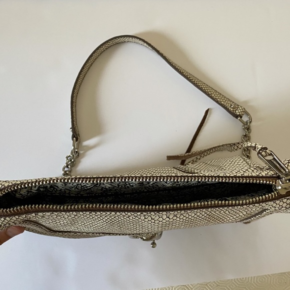 Rebecca minkoff beige scale purse - Picture 3 of 4